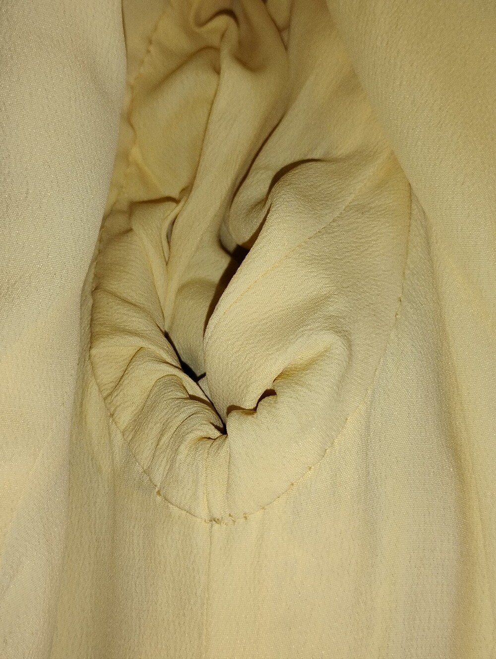 BUTTER YELLOW VINTAGE COAT - Picture 7 of 13